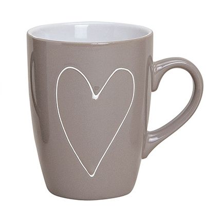 Tasse mit Herzdekor in beige
