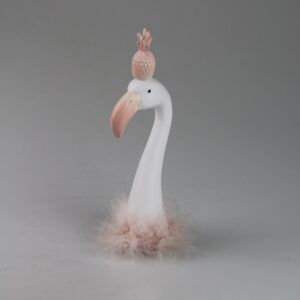 Flamingokopf mit Ananas auf dem Kopf Flamingokopf mit Ananas auf dem Kopf