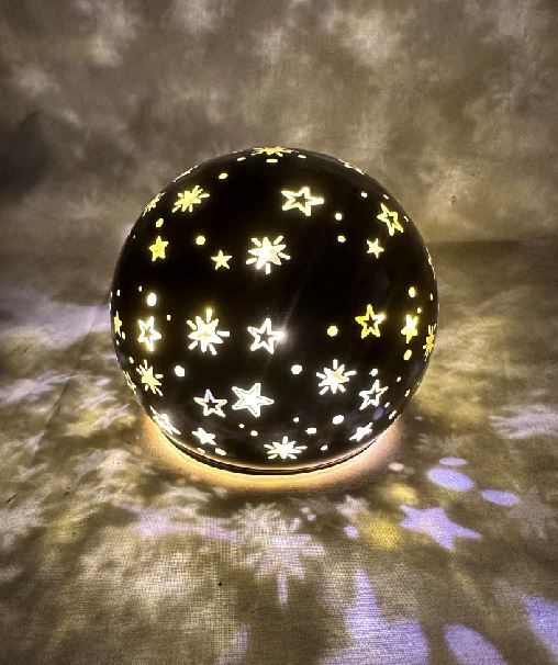 LED Glaskugel in schwarz mit Timer 10 cm LED Glaskugel in schwarz mit Timer 10 cm