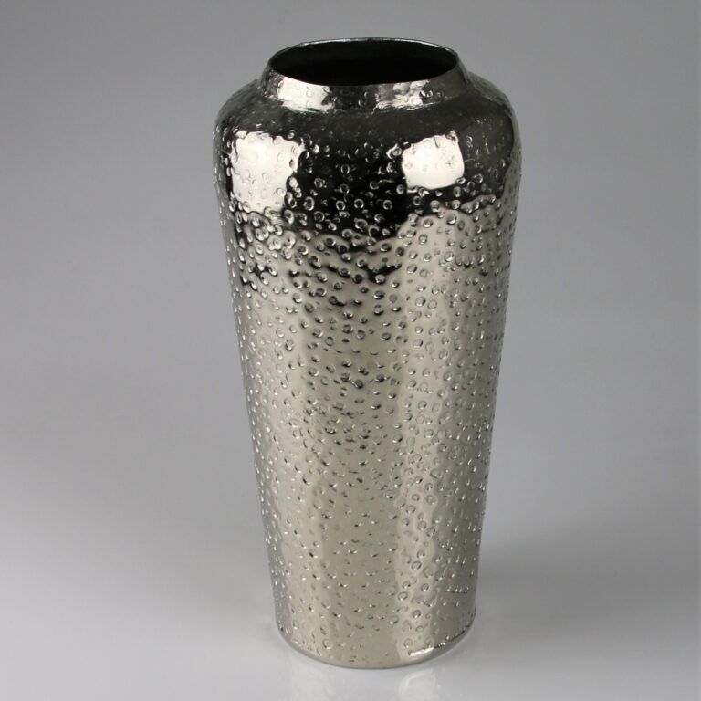 Vase aus Aluminium in Silber 30 cm