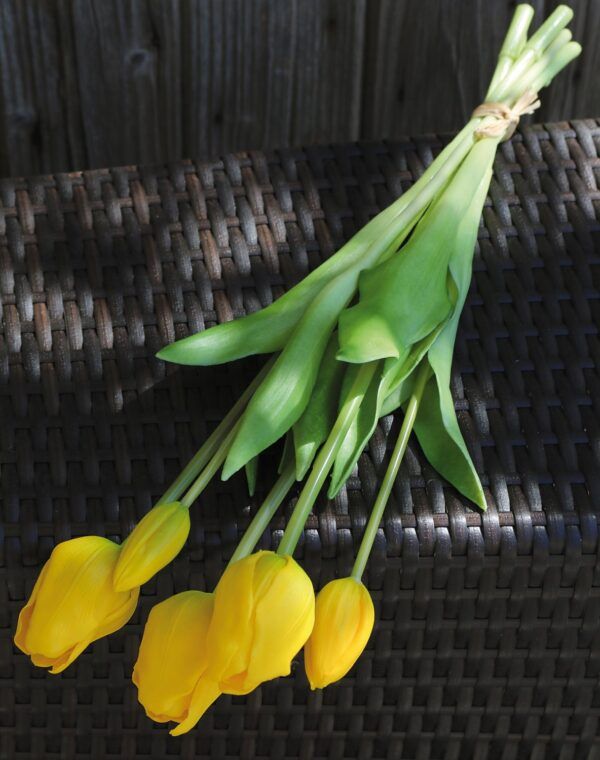 Tulpen künstlich real touch 47 cm im Bund gelb