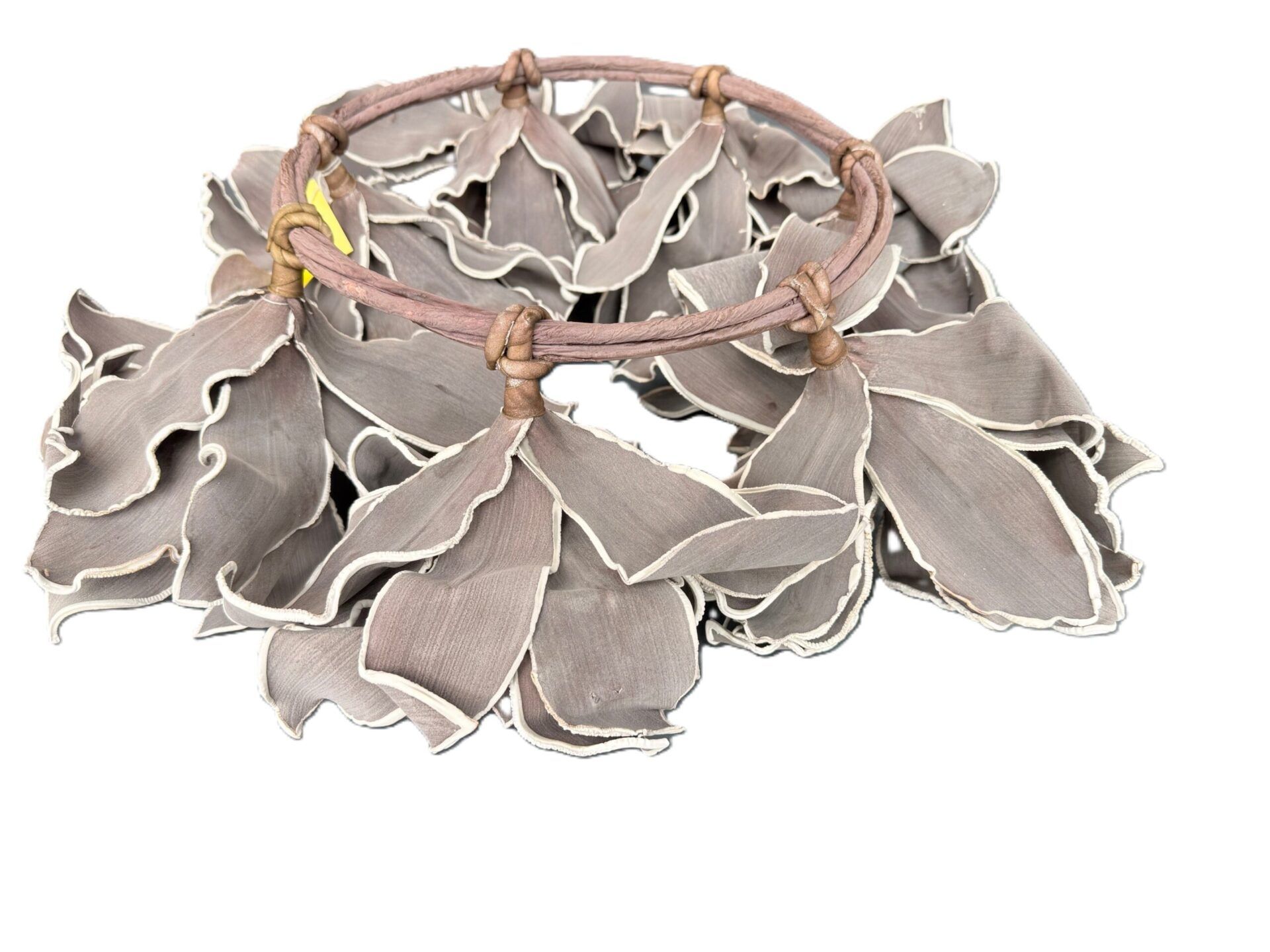 Kranz Confedrate Rose aus Schaumstoff in Braun-Grau 50 cm Kranz Confedrate Rose aus Schaumstoff in Braun-Grau 50 cm