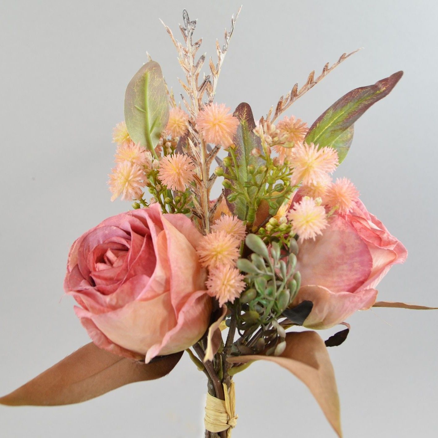 Rosen-Mix-Bündel in rosa Rosen-Mix-Bündel in rosa