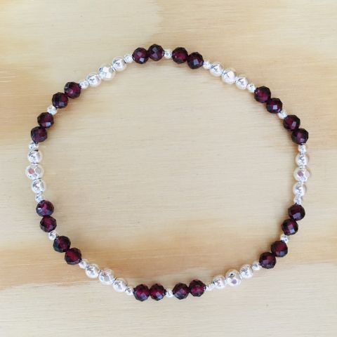 Armband Hämatit gepresst-bedampft Granat